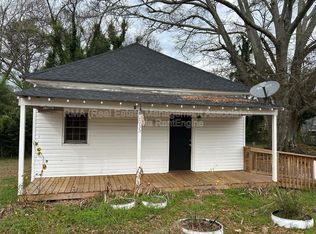 1035 W College Ext, Griffin, GA 30224