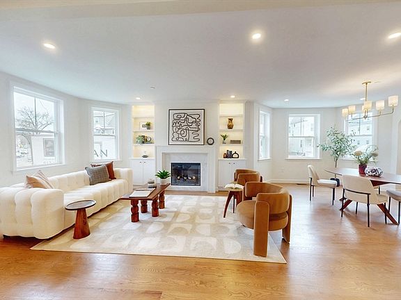 3rd image of 411 Salem St #1