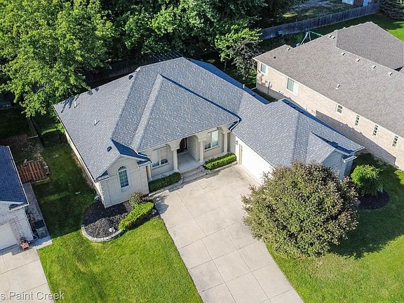 4th image of 20695 Gaberty Dr