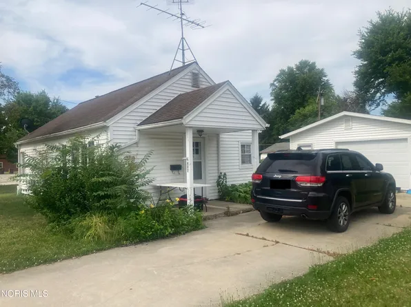 402 Centre St, Stryker, OH 43557