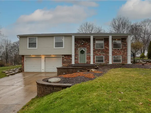 115 Sunview Dr, Beaver Falls, PA 15010