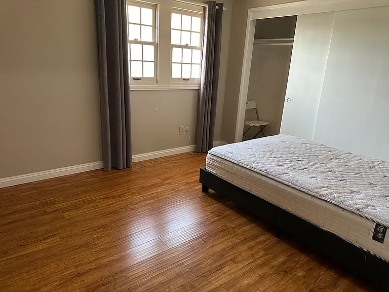 370 W Campus View Dr — Photo 12
