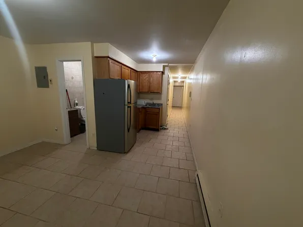 26 Dartmouth Loop #1, Staten Island, NY 10306