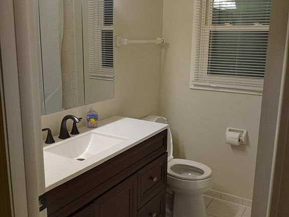 upstairs full bath