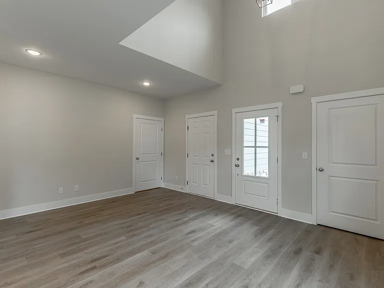 4688 Heiskell Dr — Photo 7