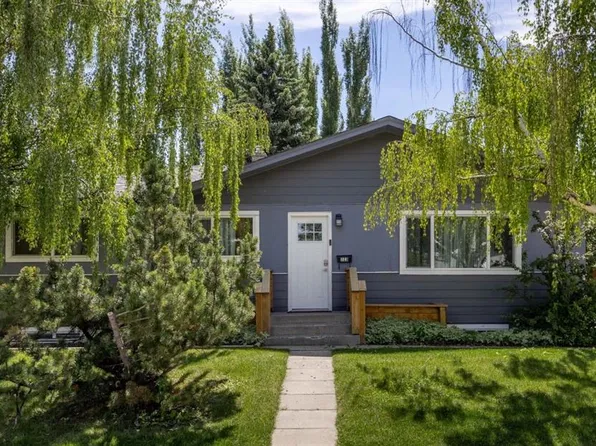 723 N 75th Ave SW, Calgary, AB T2V 0S4