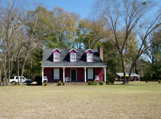 19 Meadow Ln, Bamberg, SC 29003