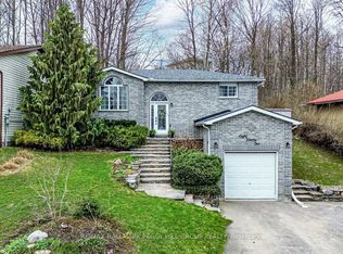821 Birchwood Dr, Midland, ON L4R 4Y3