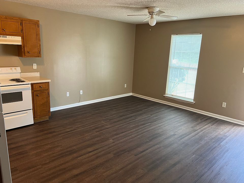2nd image of 915 18th Ave APT 3