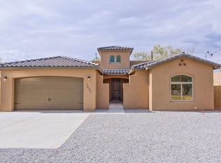 1422 Van Cleave Rd NW, Albuquerque, NM 87107