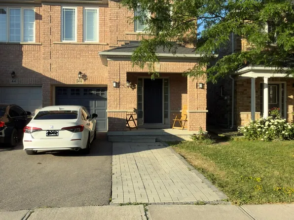 46 Ferncastle Cres, Brampton, ON L7A 3P3