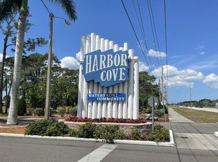 542 Tampico Dr, North Pt, FL 34287