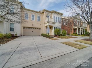 9624 Wheatfield Rd, Charlotte, NC 28277