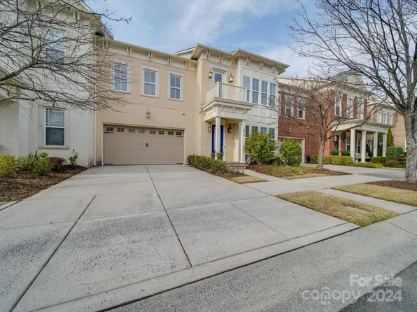 9624 Wheatfield Rd, Charlotte, NC 28277