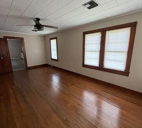 5th image of 620 2nd St