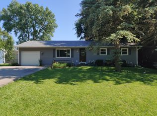7607 Gene Dr, Wonder Lake, IL 60097