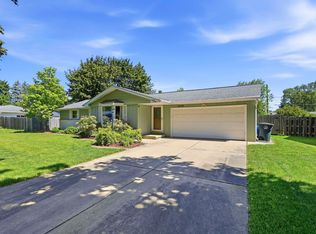 1530 Glen Rd, Green Bay, WI 54313