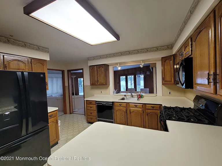 303 Clubhouse Rd — Photo 69