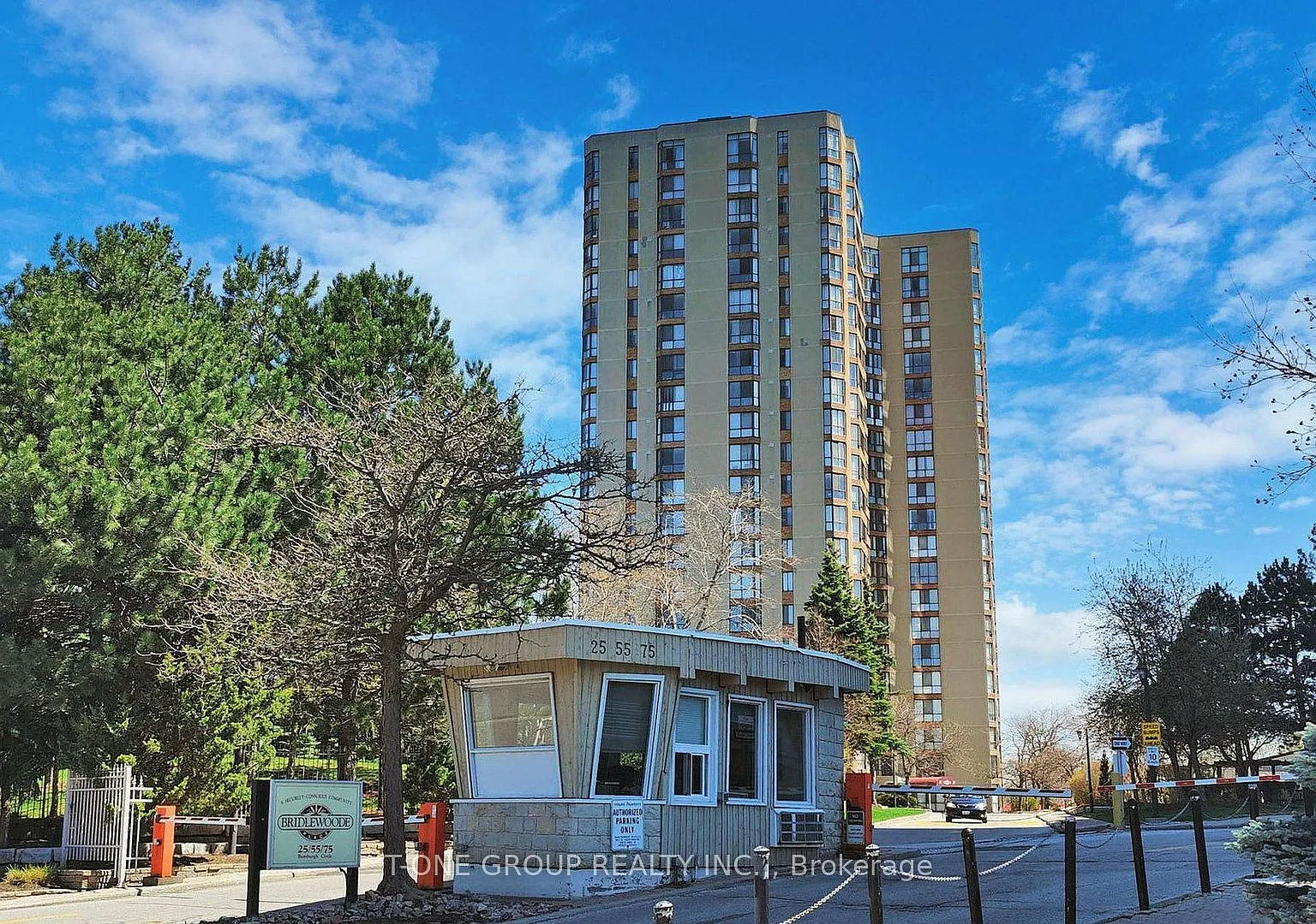 2 bed, $2,400 — Photo 1