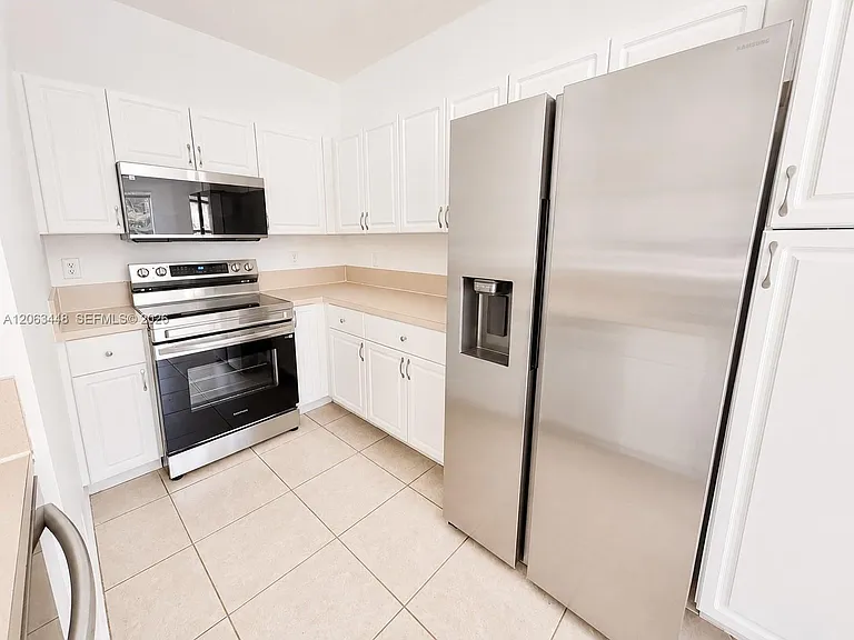 12572 Shoreline Dr #107 — Photo 14