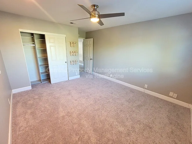 1728 Lake St — Photo 30