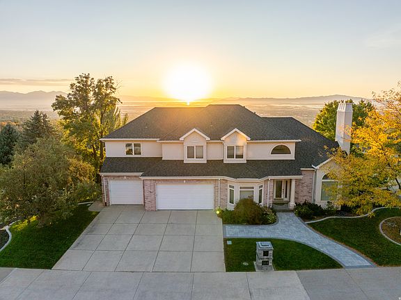 2nd image of 144 Bountiful Blvd