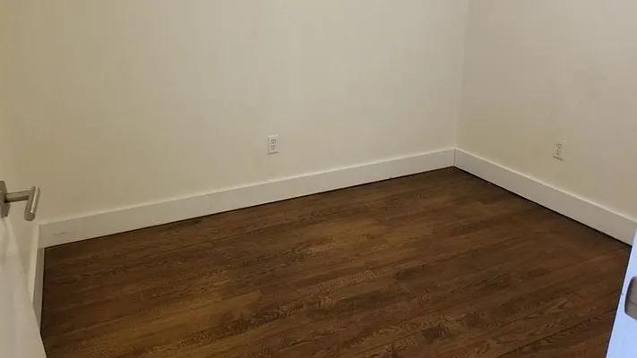 Rented by Nooklyn NYC LLC | media 18