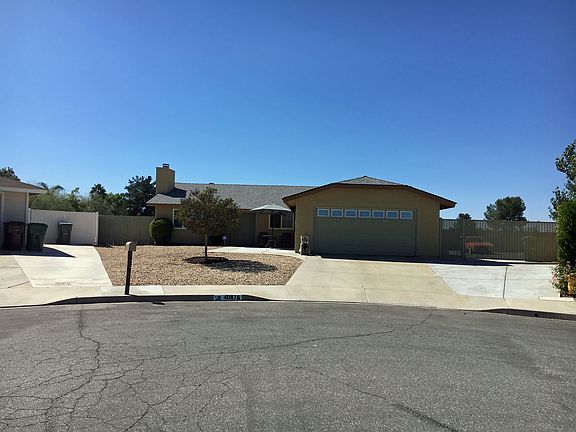 2nd image of 40876 Reden Ct