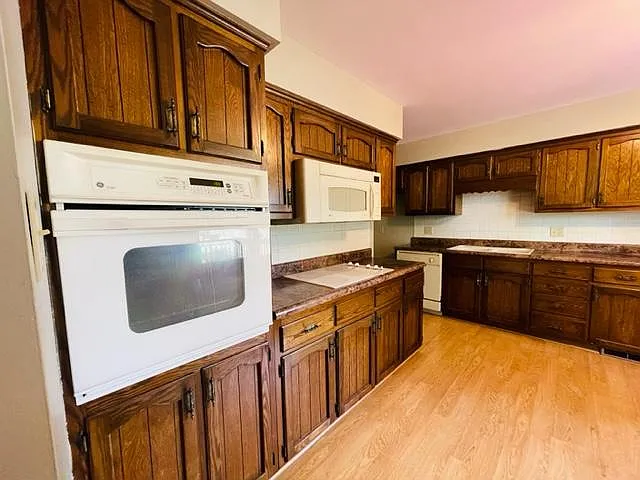 820 Southern Air Dr — Photo 12