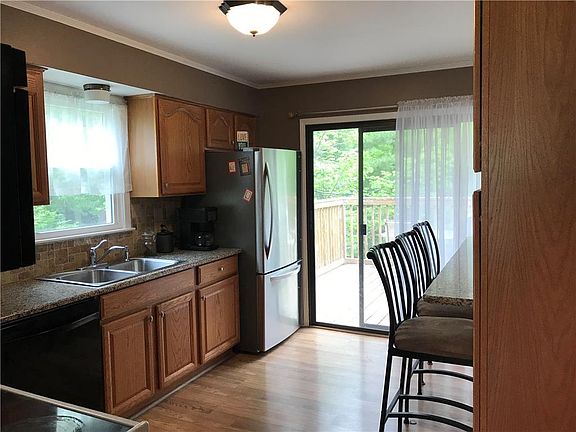 5th image of 2317 Viking Dr