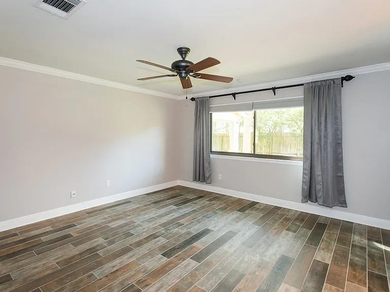 4607 Bridlewood Dr — Photo 17