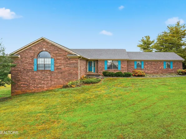 4005 Davis Ford Rd, Maryville, TN 37804