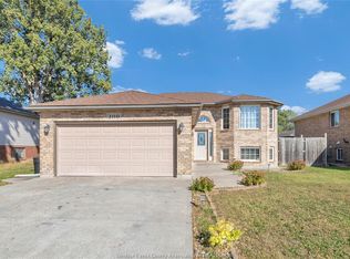 2110 Dominion Blvd, Windsor, ON N9B3H9