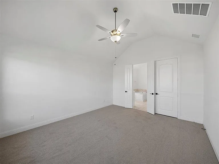 4280 Mill Pond Dr — Photo 18