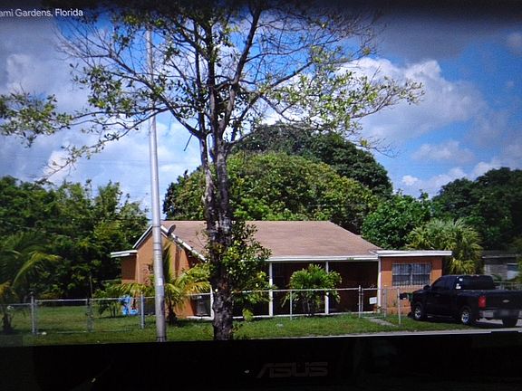3rd image of 17950 NW 2nd Ave