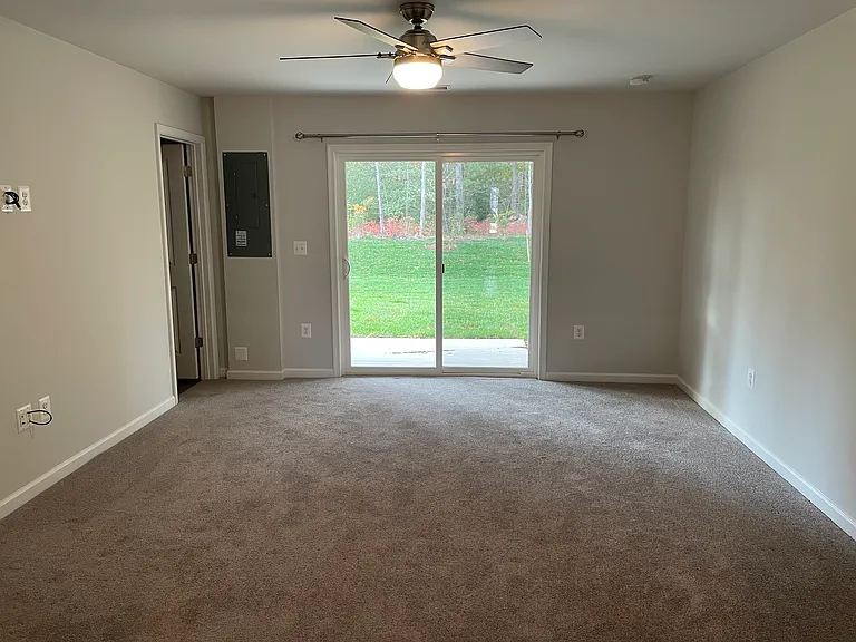 Recreation Room with half-Bathroom -1st Floor