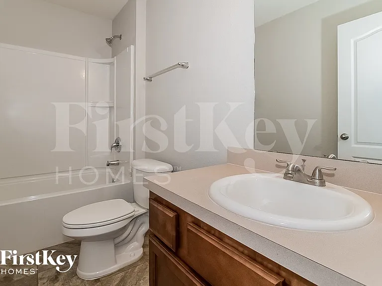 6817 Langford St — Photo 14