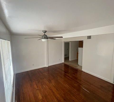 2nd image of 3411 Lyons Rd