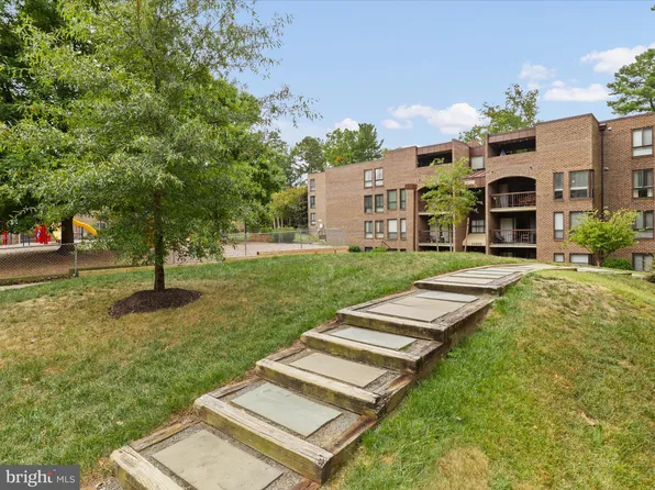 11232 Chestnut Grove Sq APT 234, Reston, VA 20190