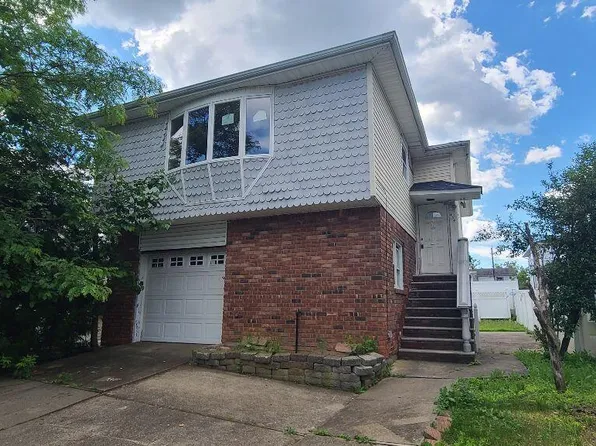 434 Genesee Ave, Staten Island, NY 10312