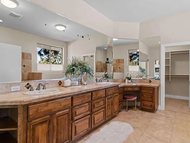 2939 NW Fairway Heights Dr — Photo 26
