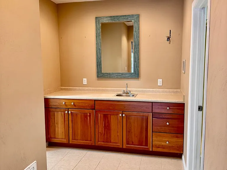 500 Cambridge Ct #H3 — Photo 28