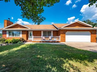 46 Irish Hills Blvd, Kimberling City, MO 65686