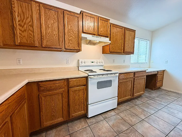 8062 W North Ln #109THDR — Photo 9