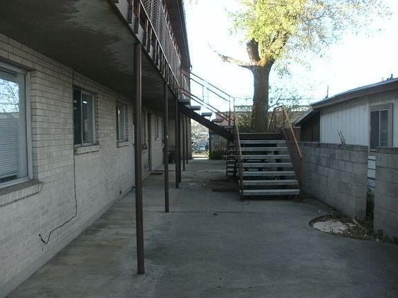 3rd image of 1140 E Ramona Ave APT 2