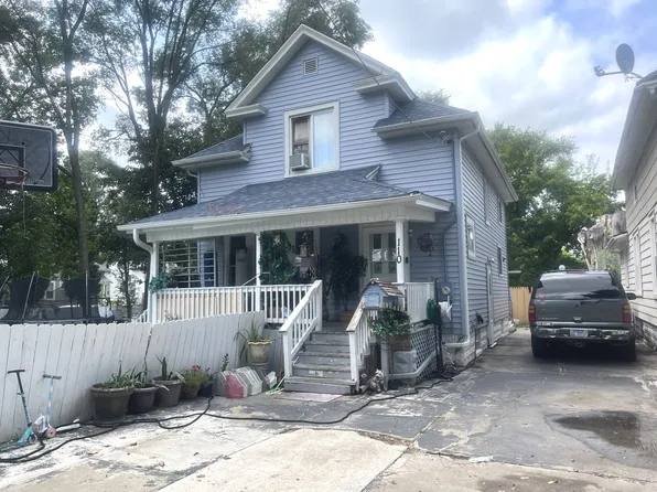 110 N Loucks St, Aurora, IL 60505