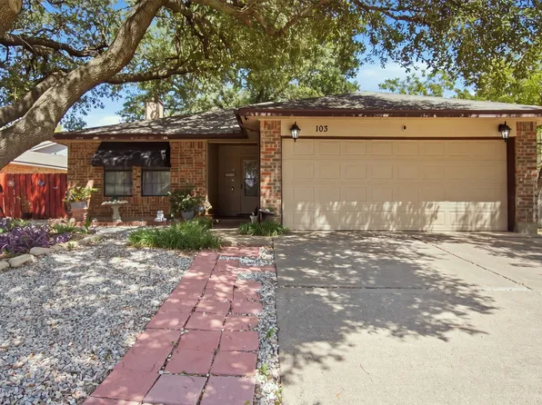 103 Caprock Dr, Arlington, TX 76018