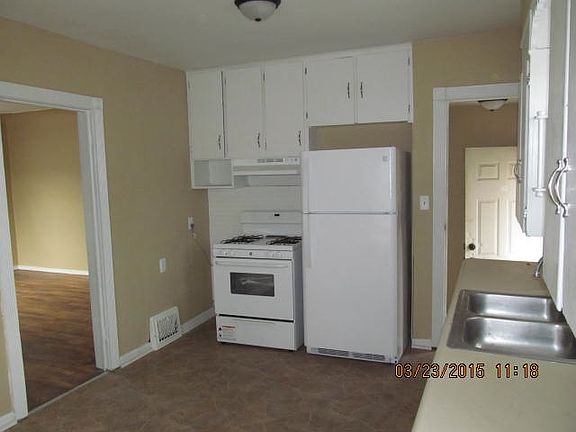 5th image of 4827 Walton Ave SW