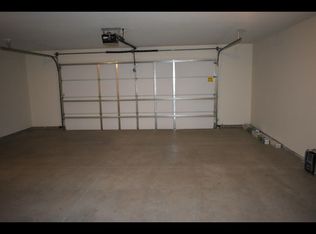 3336 Boulder Ridge Dr, Champaign, IL 61822