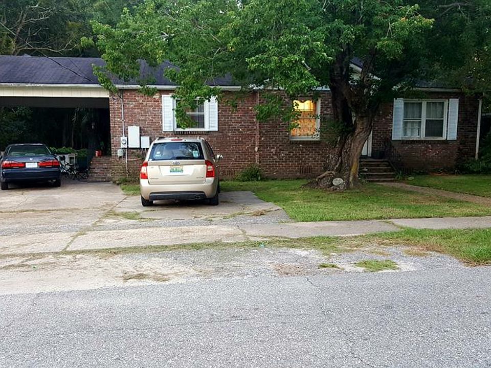 2nd image of 67 W Grant St
